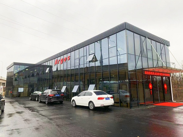 雅高豪华打包箱房办公楼项目