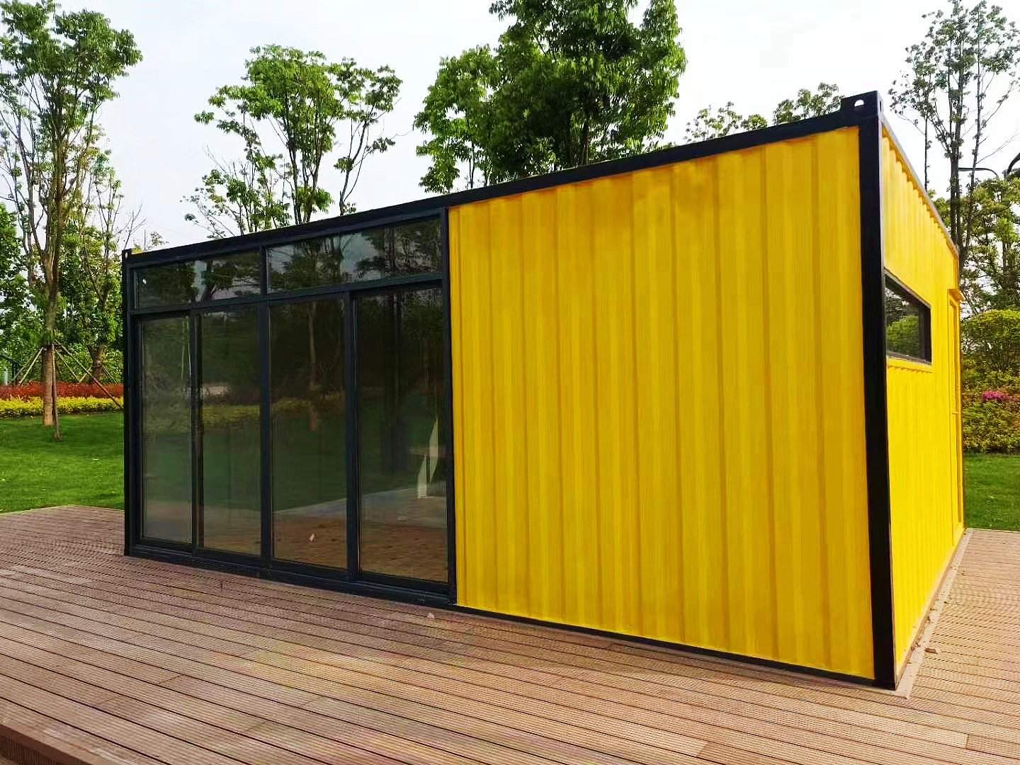 创意集装箱房.jpg 创意集装箱房.jpg